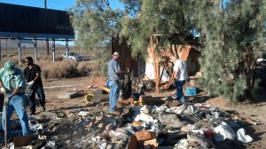 HomelessShack 20130906 cleaning